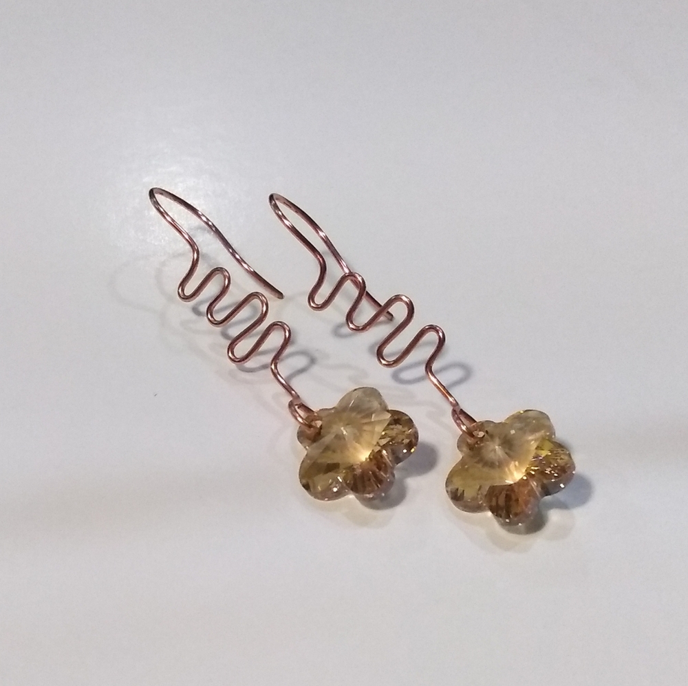 Designer's Collection Copper Earrings.
